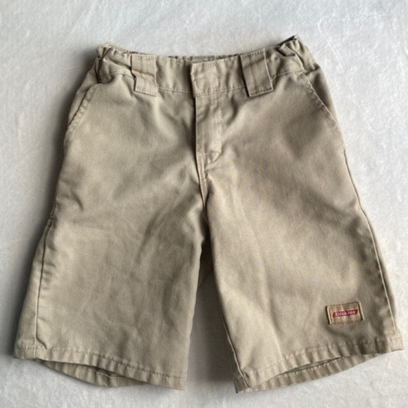 NWOT Boys Dickies Khaki Shorts‎ Size 6RG 20 1/2 Waist - Picture 2 of 8